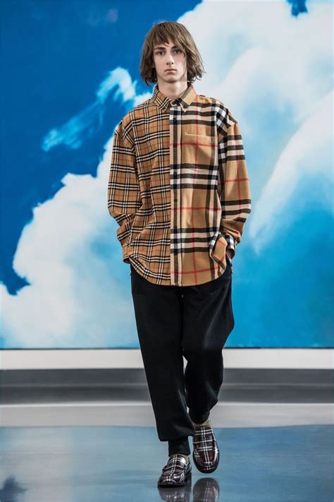 hose burberry x gosha|Gosha Rubchinskiy x Burberry Fall/Winter 2018 .